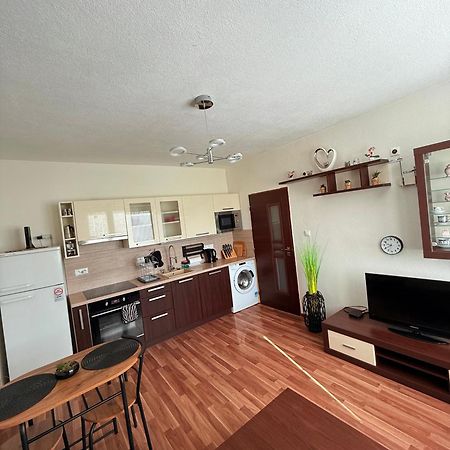 2 Izbovy - Blizko Centra Martin Apartment Bagian luar foto